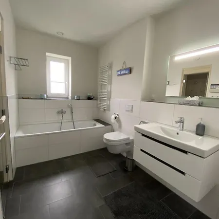 Diemelblick 19 - Besonders Familienfreundlich Mit Terrasse, Sauna Und Garten Fuer 4 Gaeste *