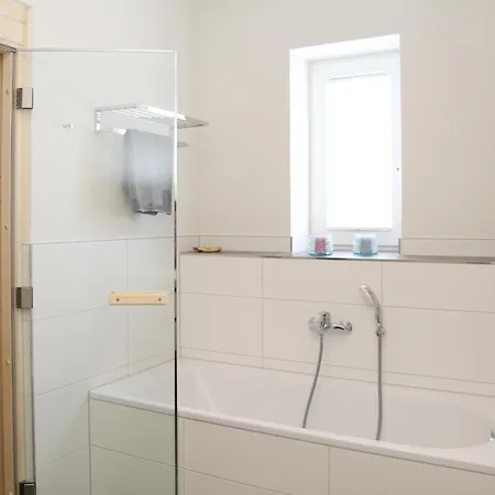 בית נופש Diemelblick 19 - Besonders Familienfreundlich Mit Terrasse, Sauna Und Garten Fuer 4 Gaeste Heringhausen